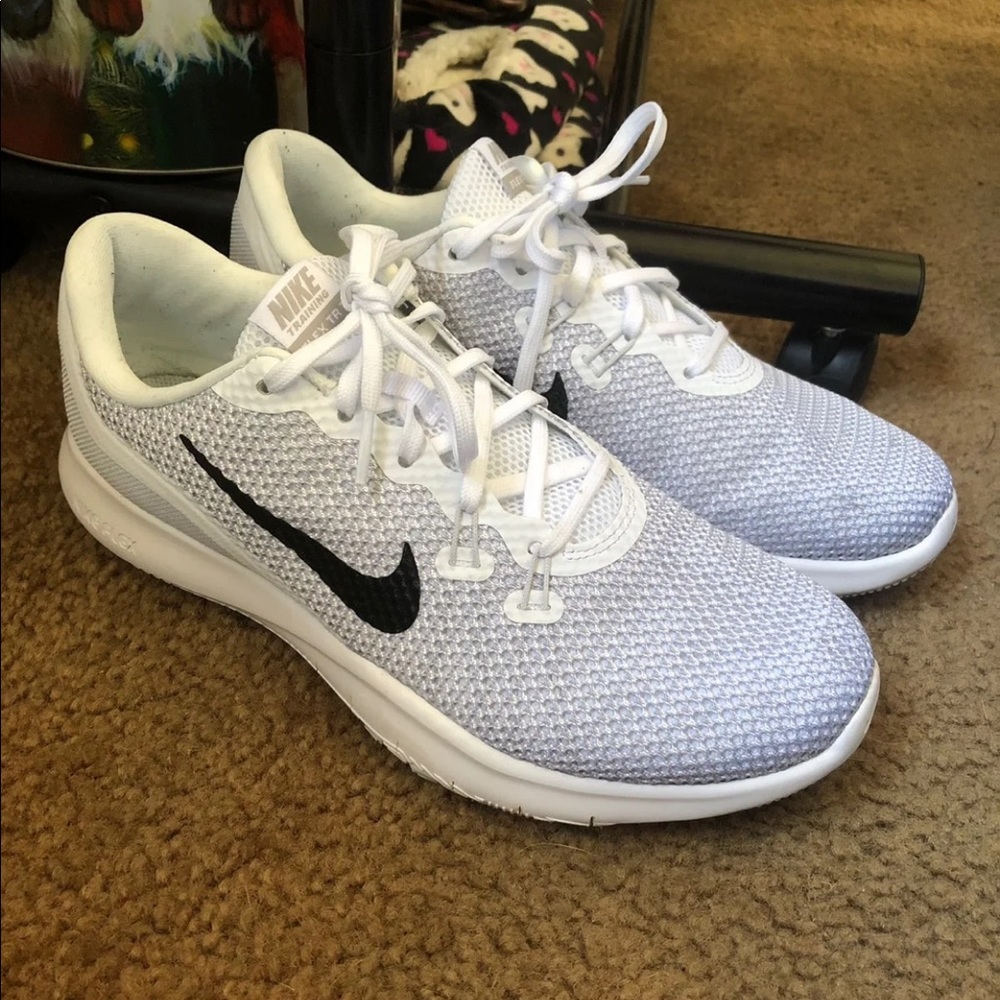 Nike Flex Sneakers